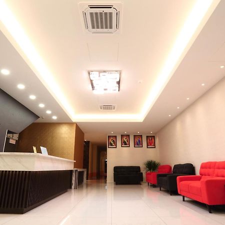 Yee Hotel Permas Jaya ยะโฮร์บาห์รู ภายนอก รูปภาพ