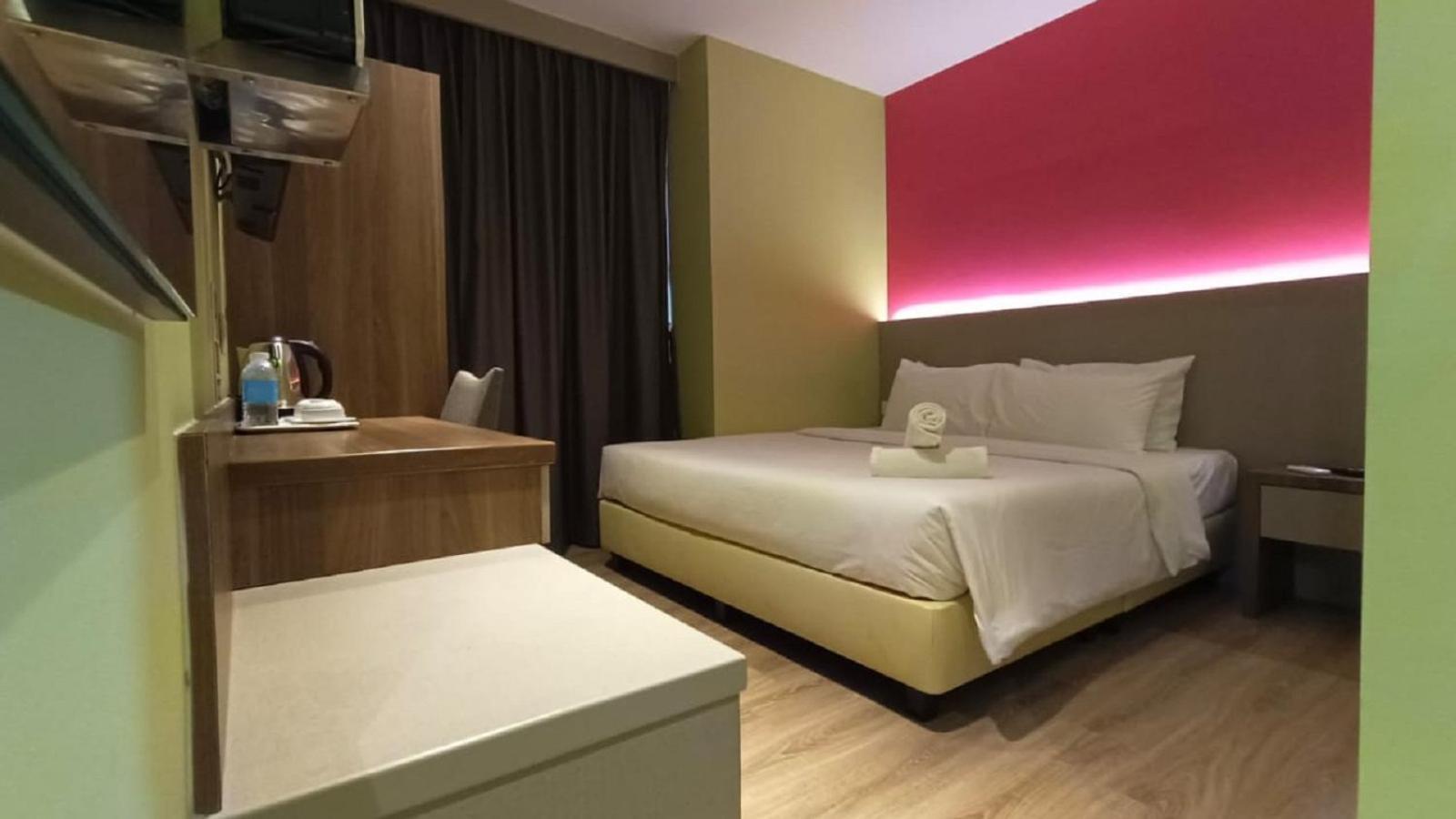 Yee Hotel Permas Jaya ยะโฮร์บาห์รู ภายนอก รูปภาพ