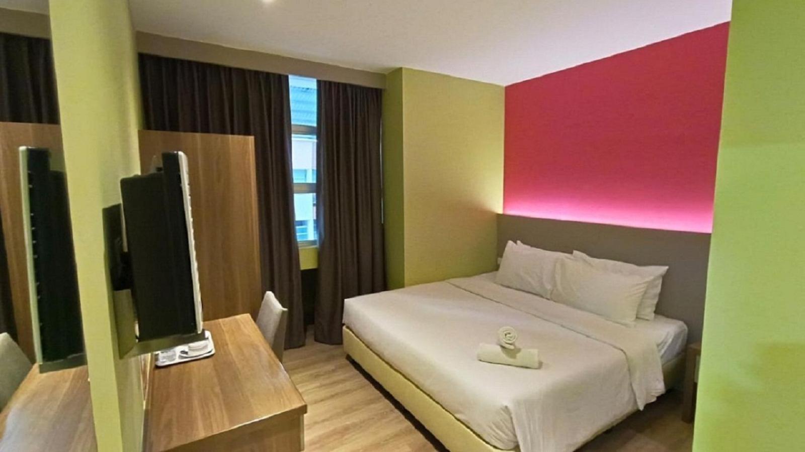Yee Hotel Permas Jaya ยะโฮร์บาห์รู ภายนอก รูปภาพ