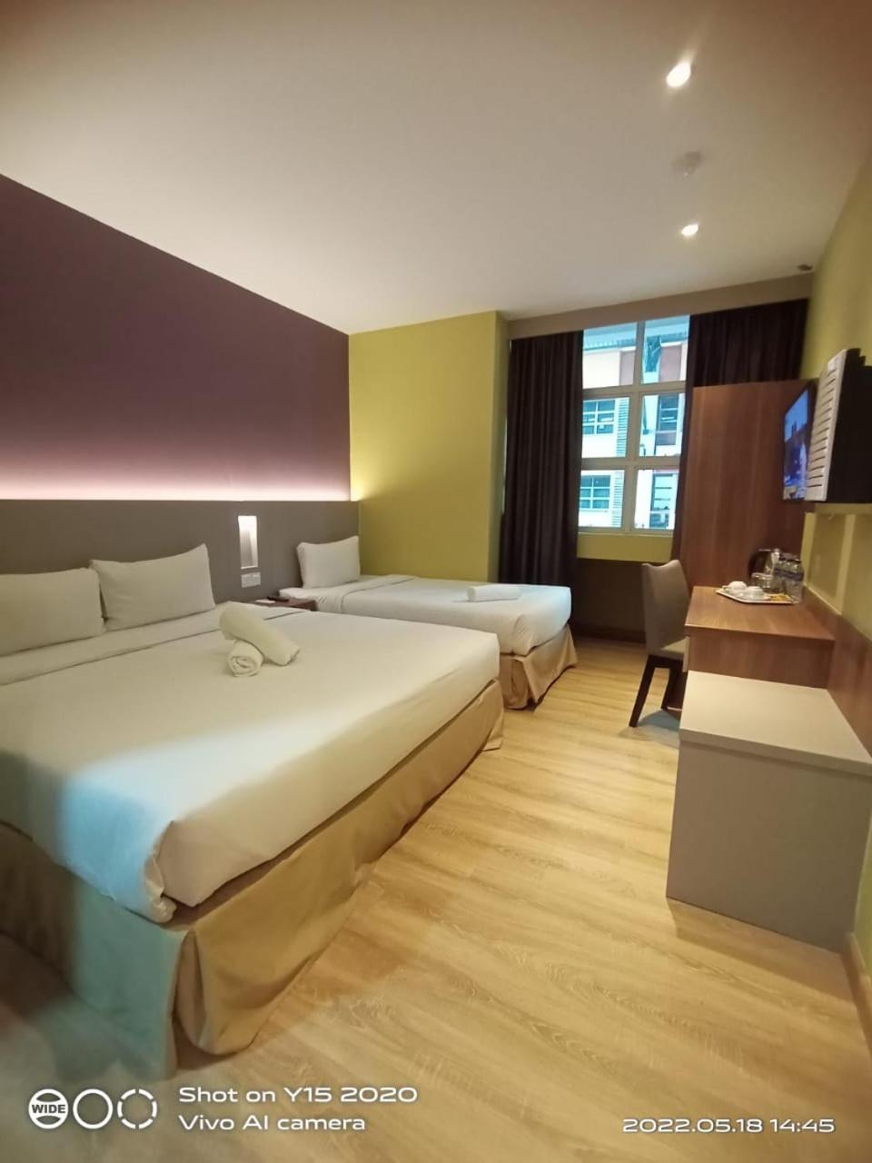 Yee Hotel Permas Jaya ยะโฮร์บาห์รู ภายนอก รูปภาพ