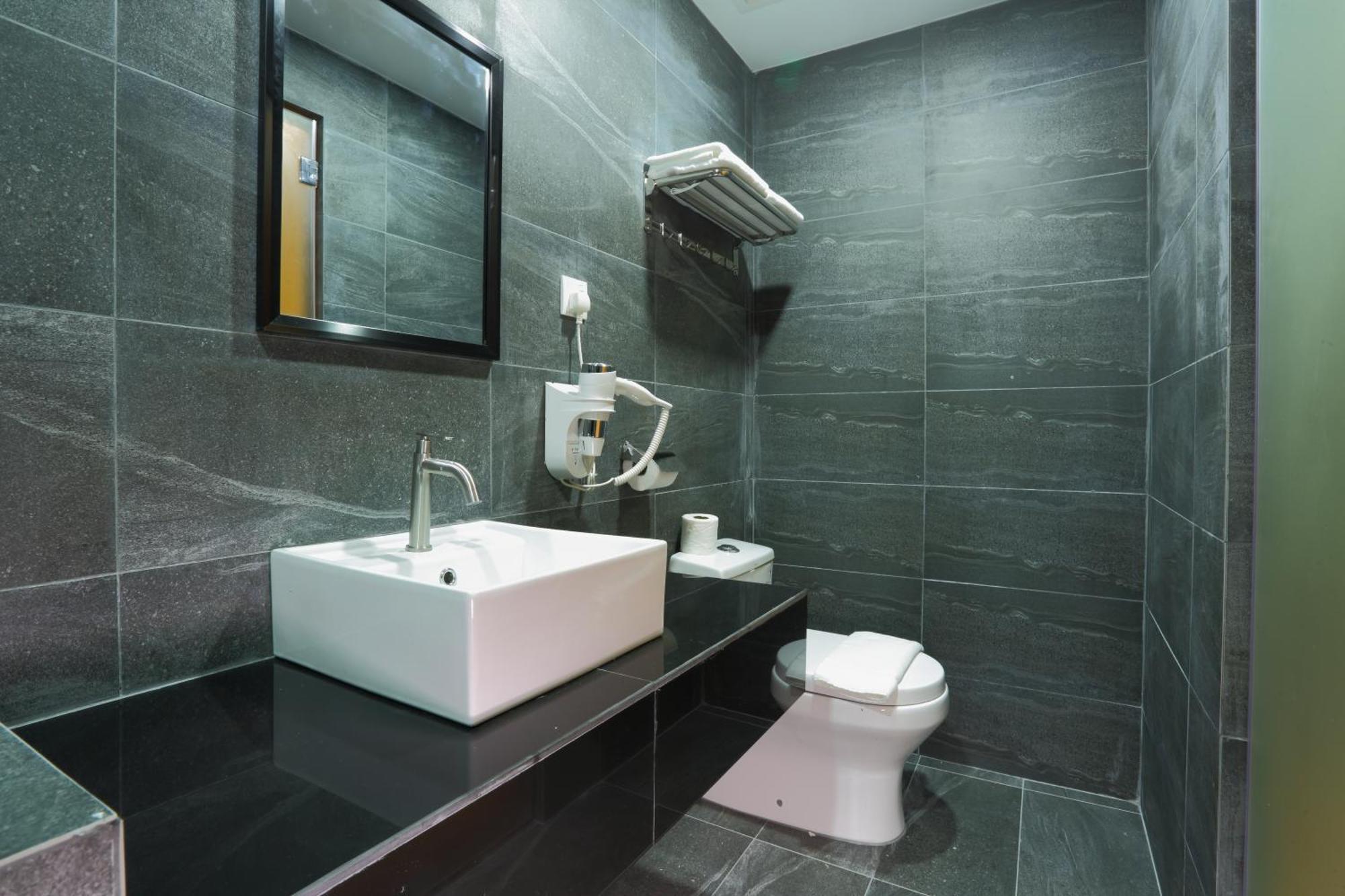 Yee Hotel Permas Jaya ยะโฮร์บาห์รู ภายนอก รูปภาพ